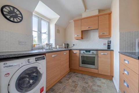 undefined, Saffron Crescent,  Shilton Park,  Carterton,  Oxfordshire,  OX18