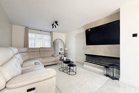 3 bedroom terraced house for sale, Llanharan, Pontyclun CF72