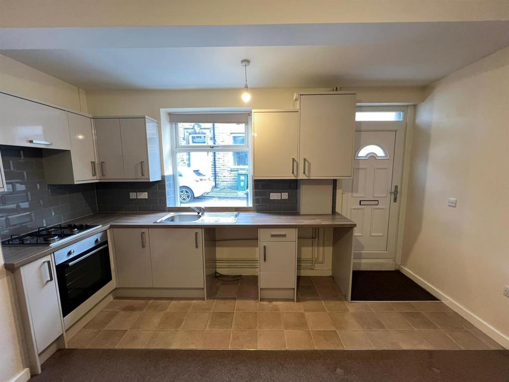 KITCHEN AREA.jpg