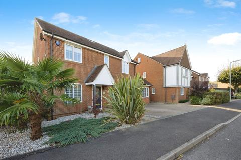 undefined, Dexter Close, Kennington, Ashford