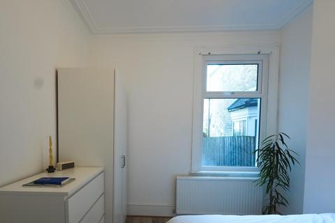 undefined, Alloa Road, London SE8