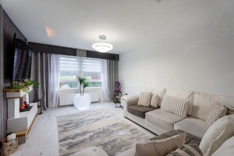 undefined, Dalveen Quadrant, Coatbridge ML5