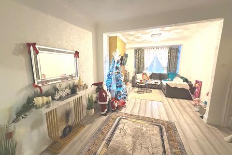 3 bedroom terraced house for sale, Albert Road, Dagenham