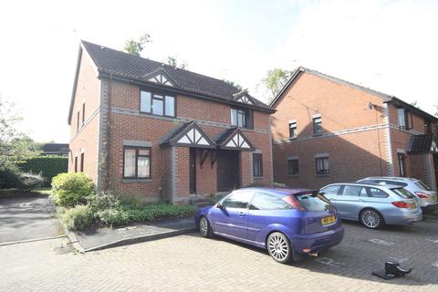 undefined, Oriental Road, Woking GU22