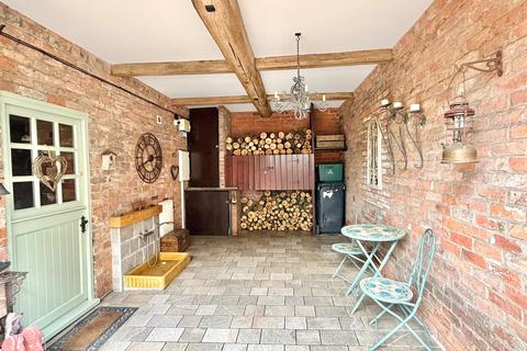 2 bedroom character property for sale, High Street, Austerfield, Doncaster