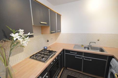 2 bedroom apartment to rent, Blackthorn Road