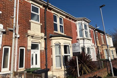 3 bedroom house to rent, Orchard Road, Hampshire PO4