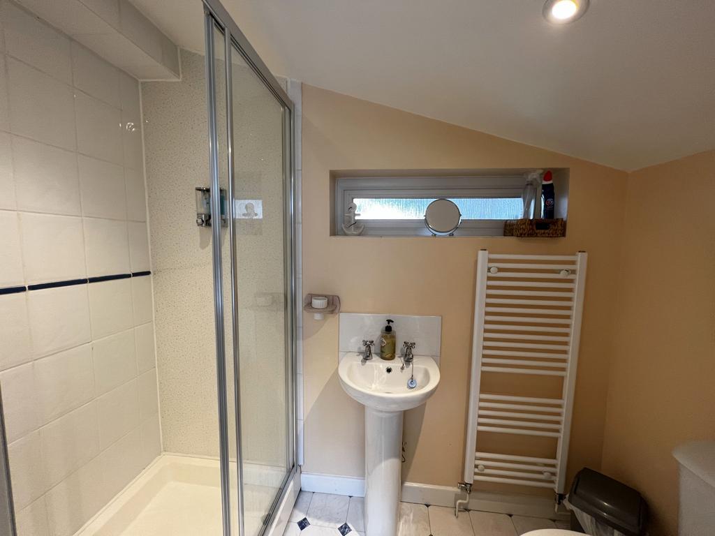Ensuite 2