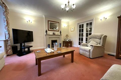 4 bedroom detached house for sale, Cloister Drive, Halesowen B62