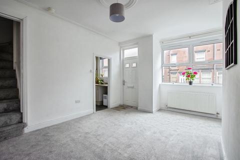 3 bedroom terraced house for sale, Copperfield View, Leeds