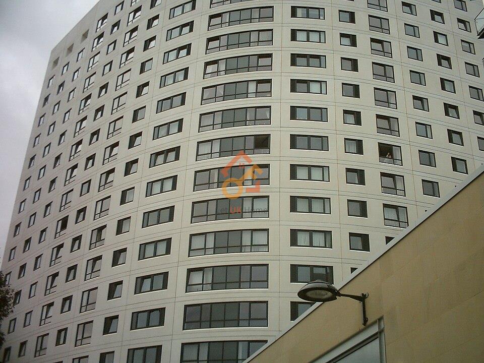 Clarence House ??.jpg