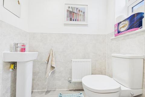 undefined, Gainey Gardens, Chippenham SN15