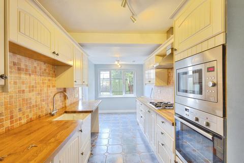 4 bedroom terraced house for sale, Burwood Road, Northampton