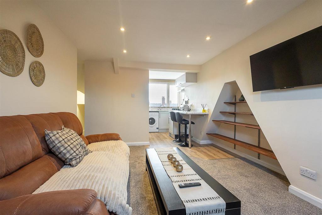 Open Plan Lounge/Kitchen