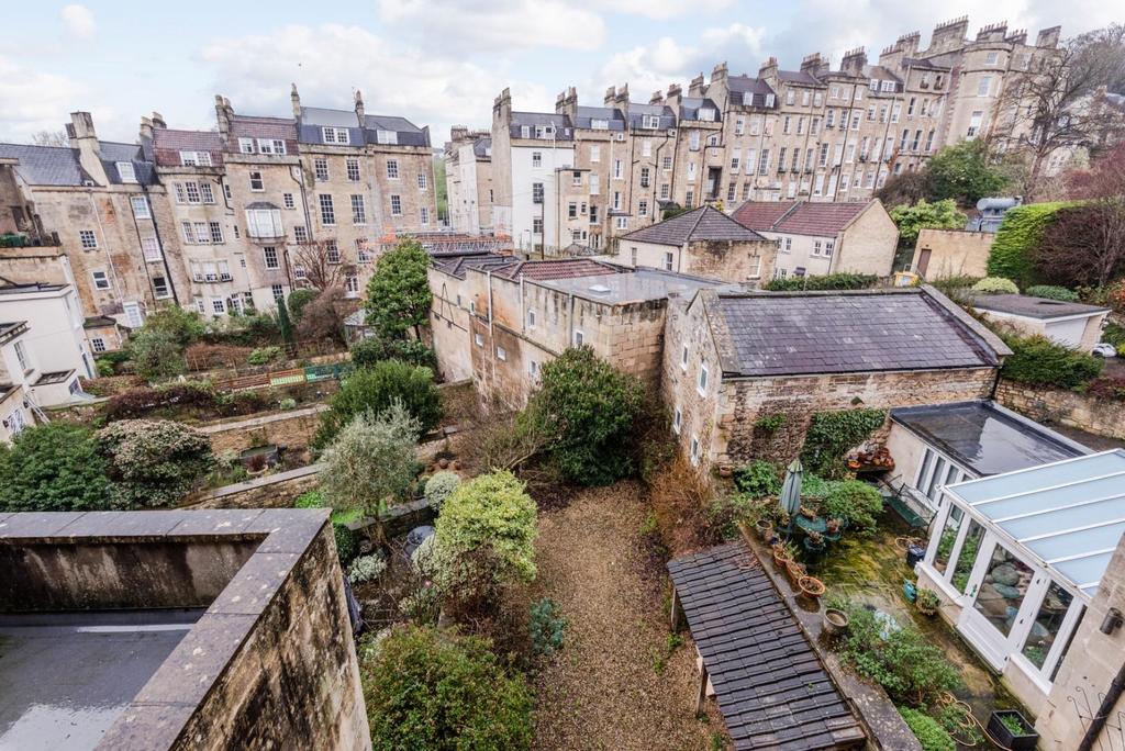 Second Floor Flat, 3 Great Bedford Street, Bath, B