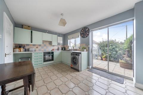 undefined, Maes Yr Afon, Llanrhaeadr Ym Mochnant, Oswestry