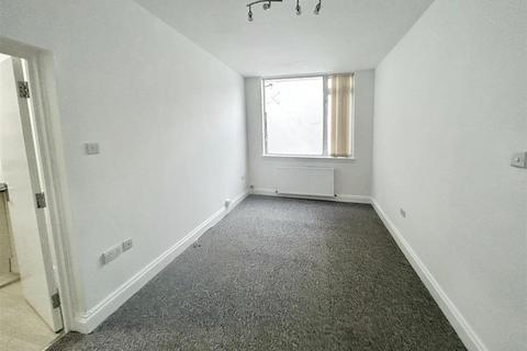 2 bedroom flat for sale, Richmond Street, Herne Bay