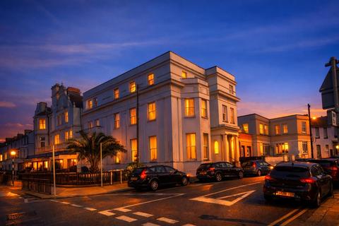 Richmond Street, Herne Bay