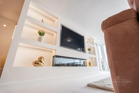 2 bedroom apartment for sale, Pinnacle Quay, Plymouth PL4