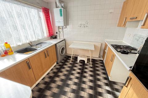 2 bedroom bungalow for sale, Norton Close, Halifax HX2