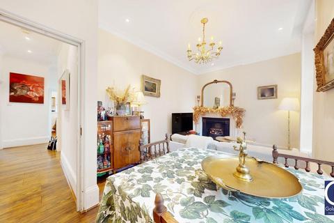 2 bedroom apartment for sale, Leman Street, London, E1