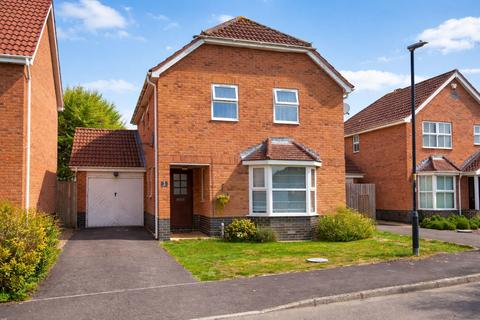 4 bedroom detached house for sale, Snowshill Close, Swindon SN25