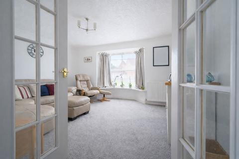 4 bedroom detached house for sale, Snowshill Close, Swindon SN25