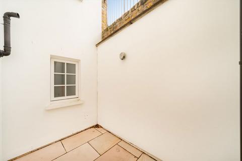 1 bedroom flat for sale, Prince Of Wales Road, London NW5