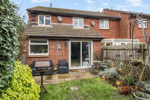 2 bedroom terraced house for sale, Braemore Close,  Thatcham,  RG19,  RG19