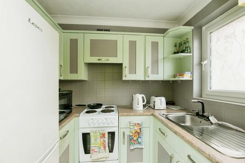 1 bedroom retirement property for sale, Marine Parade, Seaford
