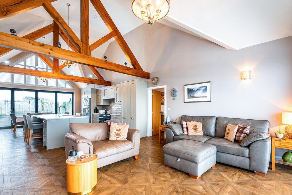 Open Plan Lounge &amp; Dining Kitchen