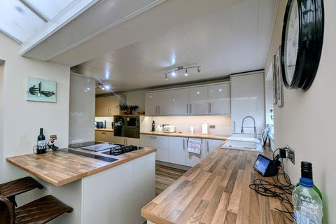 3 bedroom terraced house for sale, Seaham Close, South Shields, NE34