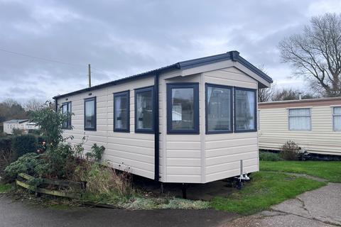 2 bedroom detached bungalow for sale, Willow Lane, Winchelsea Beach, Winchelsea