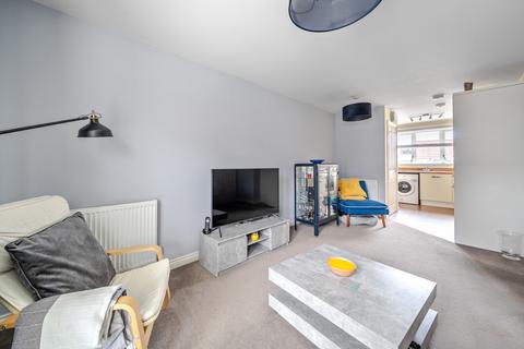 2 bedroom flat for sale, Hawley Drive, Leybourne, West Malling, ME19