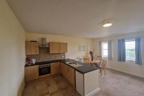 Studio to rent, Station Road, Penclawdd, Swansea