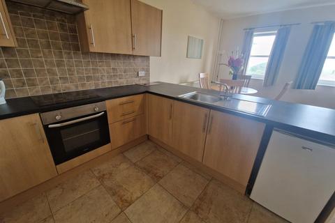 Studio to rent, Station Road, Penclawdd, Swansea