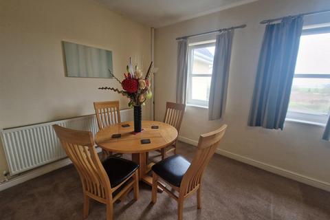 Studio to rent, Station Road, Penclawdd, Swansea