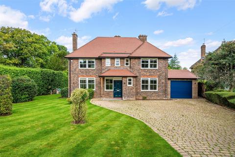 4 bedroom house for sale, The Glade, Kingswood
