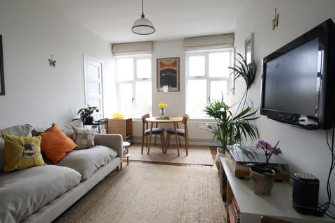 1 bedroom flat for sale, Brixton Hill, London SW2