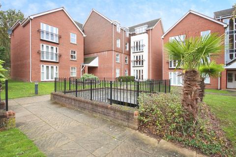 Birch Meadow Close, Warwick