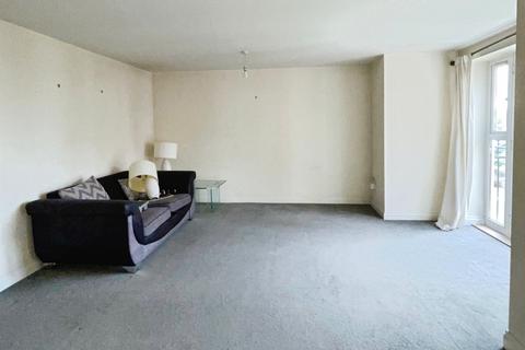 2 bedroom flat for sale, Birch Meadow Close, Warwick