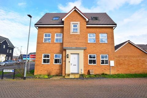 4 bedroom detached house for sale, Wallis Drive, Leighton Buzzard