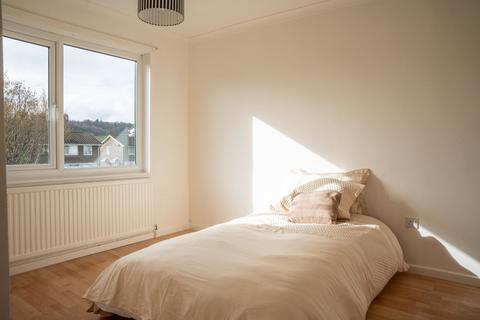 3 bedroom end of terrace house for sale, Oak Road Rogerstone, Newport NP10