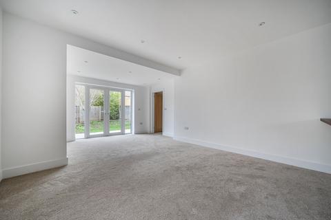 undefined, Summers Road, Surrey GU7