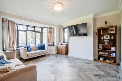 4 bedroom detached house for sale, Templenewsam Road, Leeds