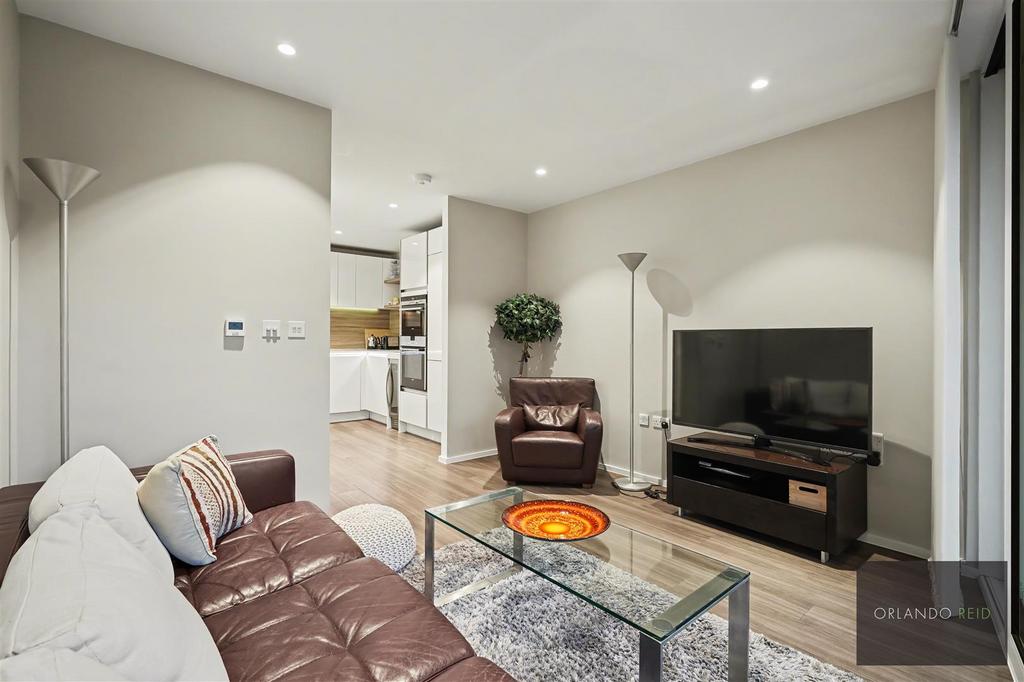 Flat 69, 10 Aurora Apartments SW18 4 FW-11.jpg