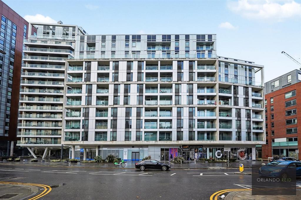 Flat 69, 10 Aurora Apartments SW18 4 FW-6.jpg