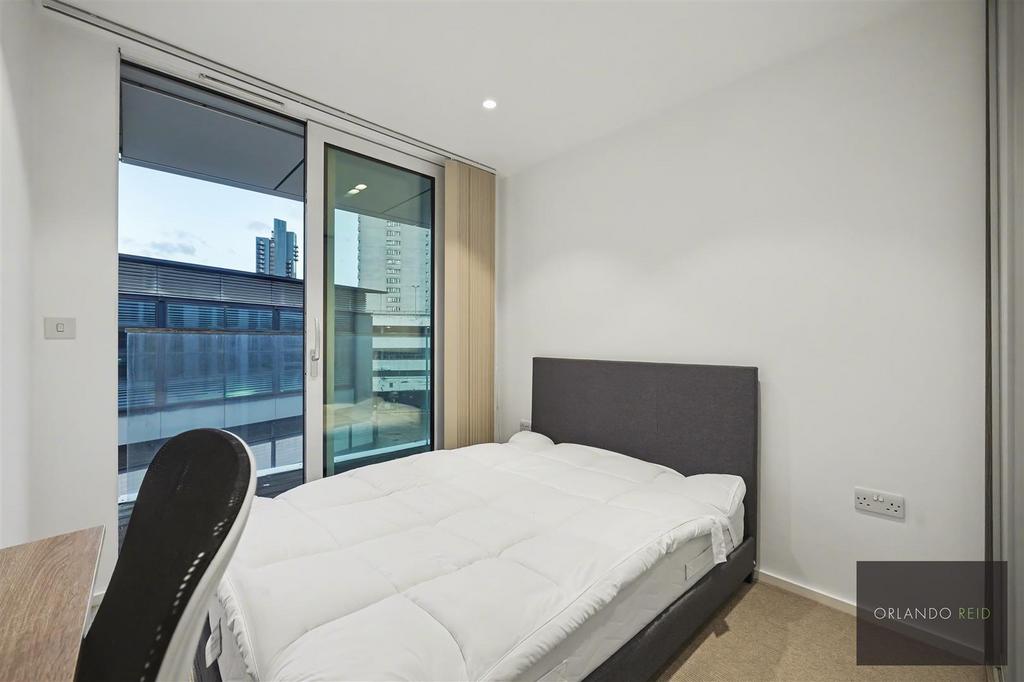 Flat 69, 10 Aurora Apartments SW18 4 FW-1.jpg