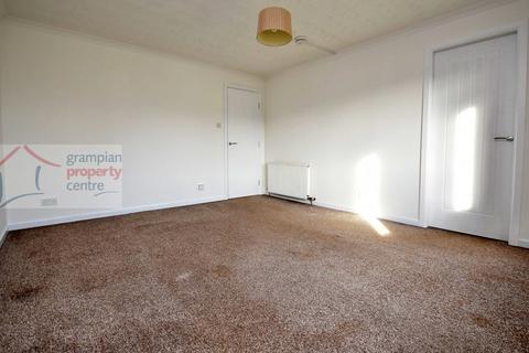 2 bedroom flat for sale, Springfield Drive, Elgin, IV30 6XZ