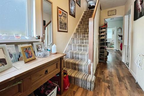 undefined, Acre Avenue, Bradford BD2